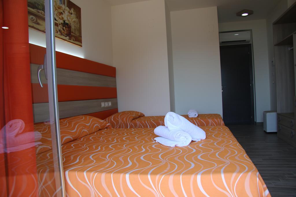 מצאו Chrismare Hotel מראה חיצוני תמונה