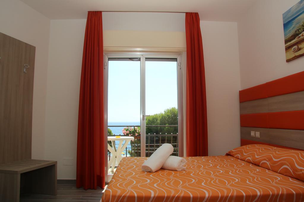 מצאו Chrismare Hotel מראה חיצוני תמונה