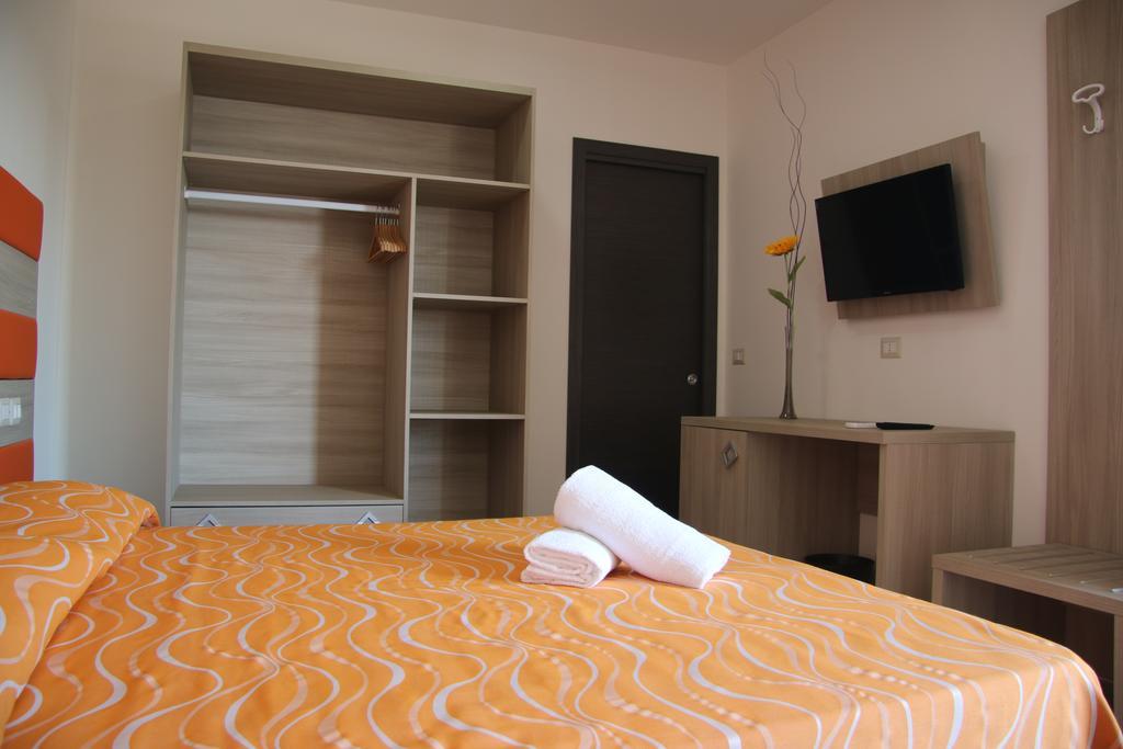 מצאו Chrismare Hotel מראה חיצוני תמונה