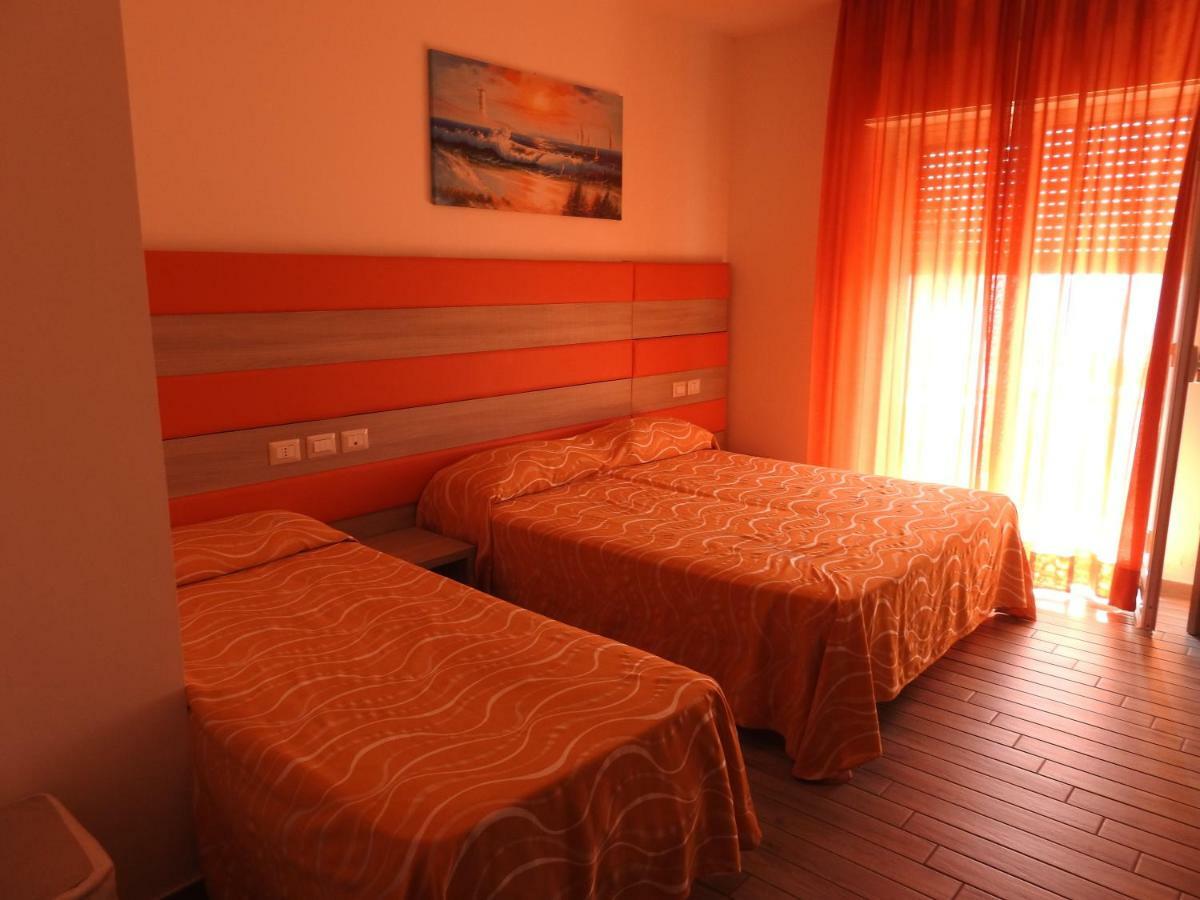 מצאו Chrismare Hotel מראה חיצוני תמונה