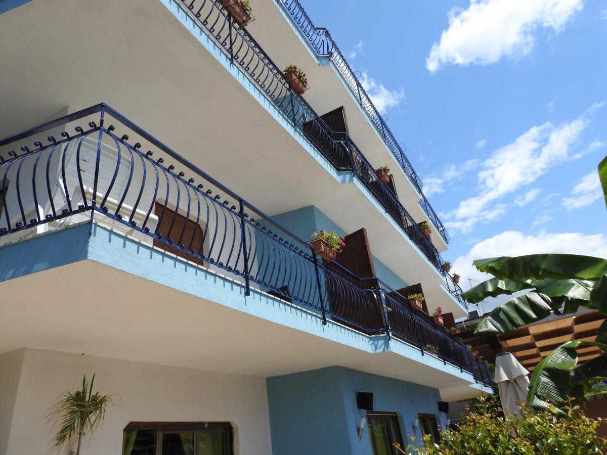 מצאו Chrismare Hotel מראה חיצוני תמונה