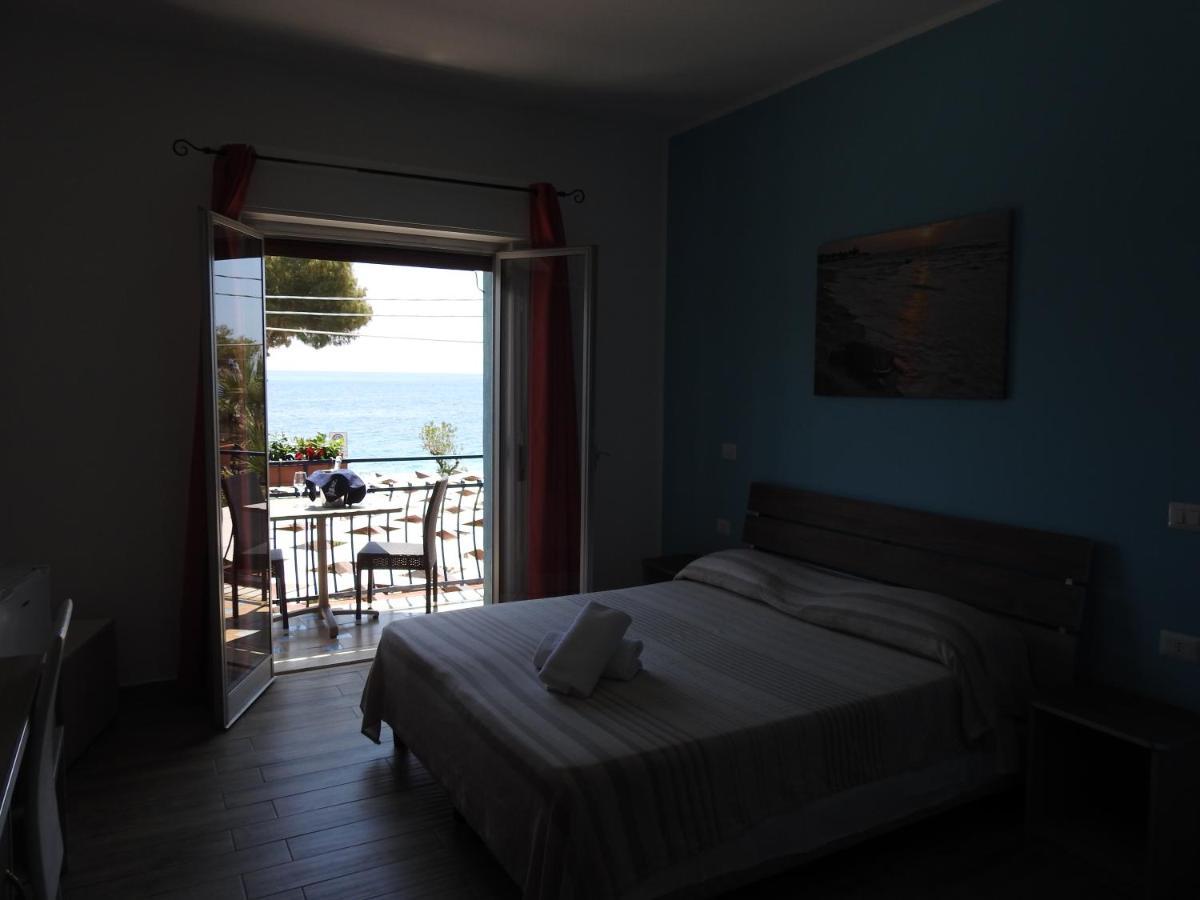 מצאו Chrismare Hotel מראה חיצוני תמונה